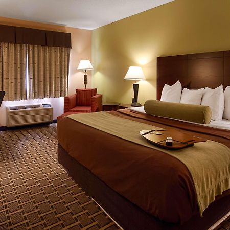 Best Western Plus Executive Inn St. Marys Exterior photo