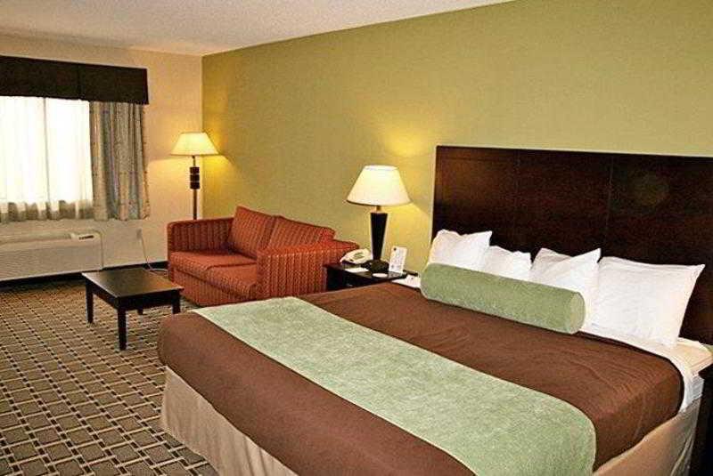 Best Western Plus Executive Inn St. Marys Room photo